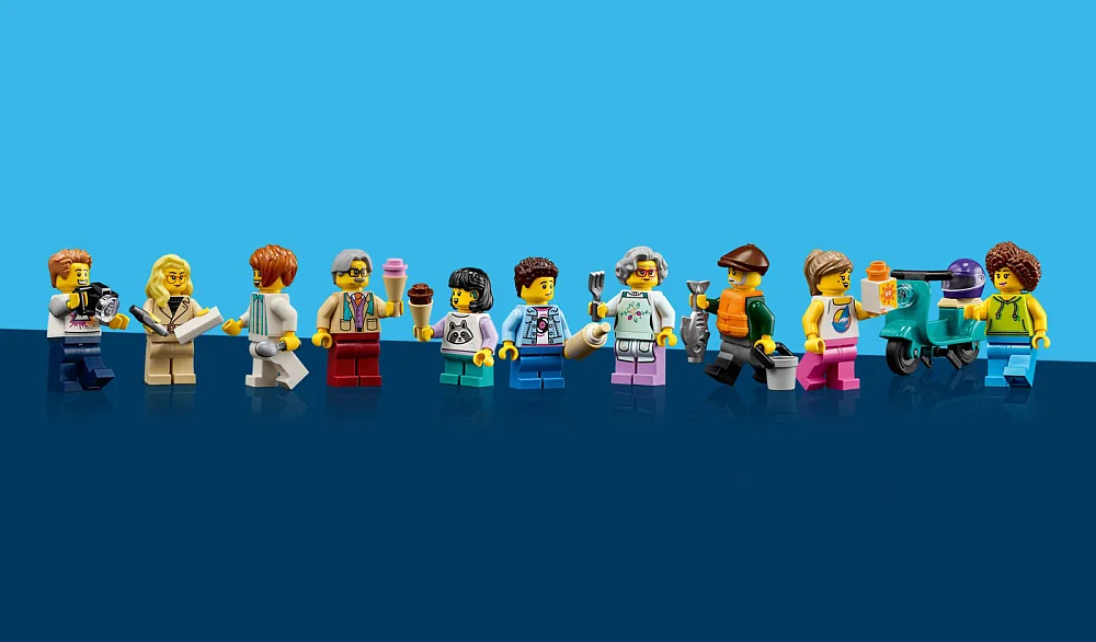 10 minifigurer i LEGO Italian Riviera (21359)-sættet